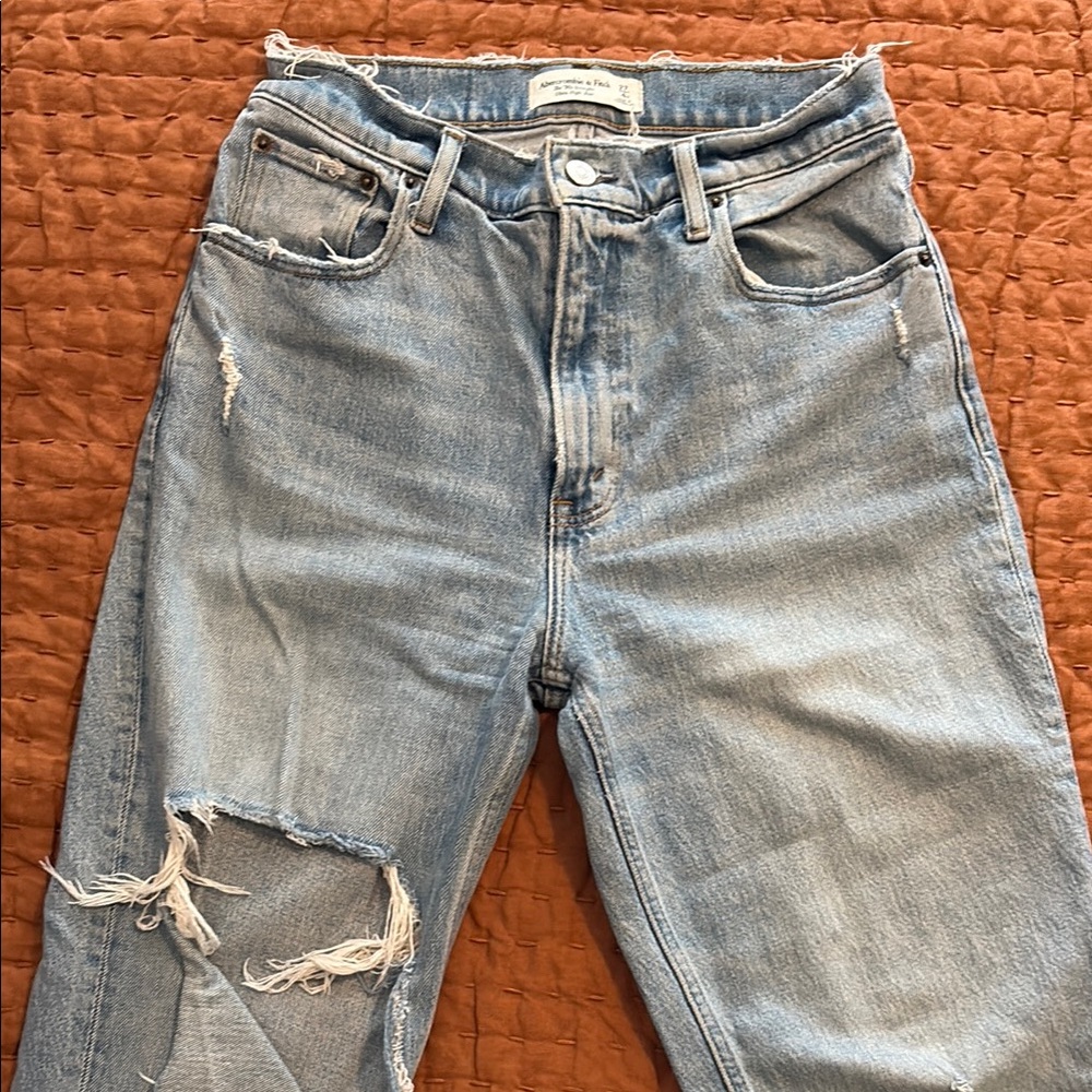 Abercrombie 90’s straight ultra high rise jeans